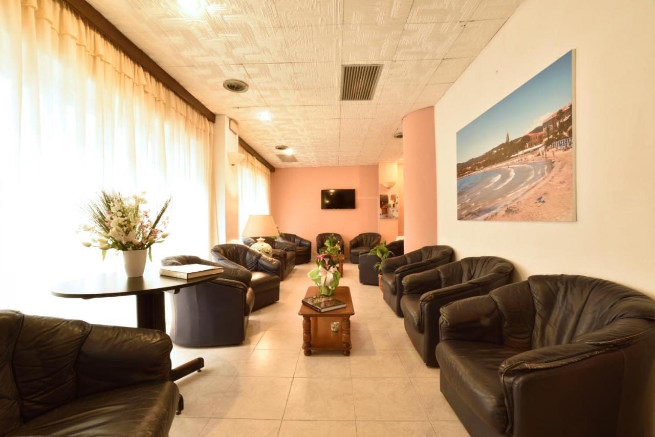 Hotel Morchio Mhotelsgroup Diano Marina Exterior foto