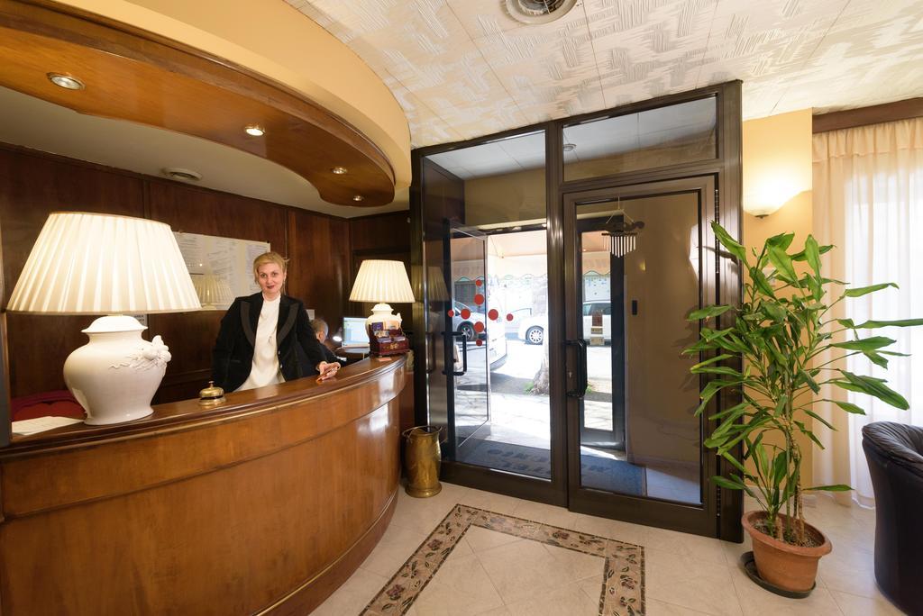 Hotel Morchio Mhotelsgroup Diano Marina Exterior foto